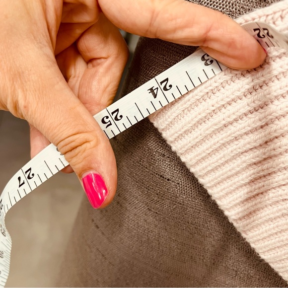 Lou & Grey Oversized Light Pink Knit 3/4 Length Sleeve Boxy Sweater Size Medium - Picture 8 of 10